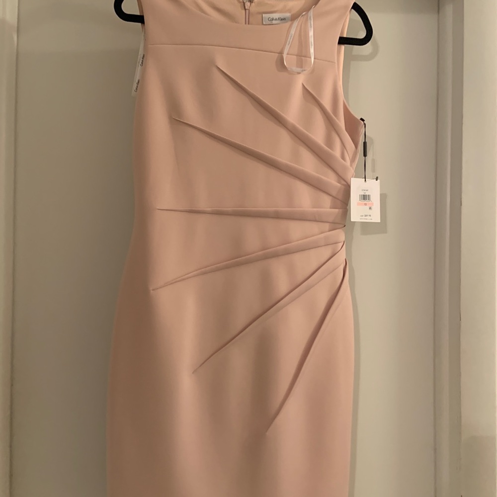 Calvin Klein NWT retail at $89.98
